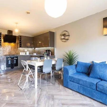 5br Sleeps 12, Family & Contractor 公寓 *